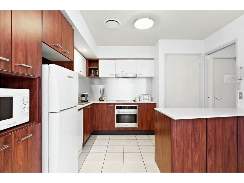 2222/23 Ferny Avenue, Surfers Paradise QLD 4217