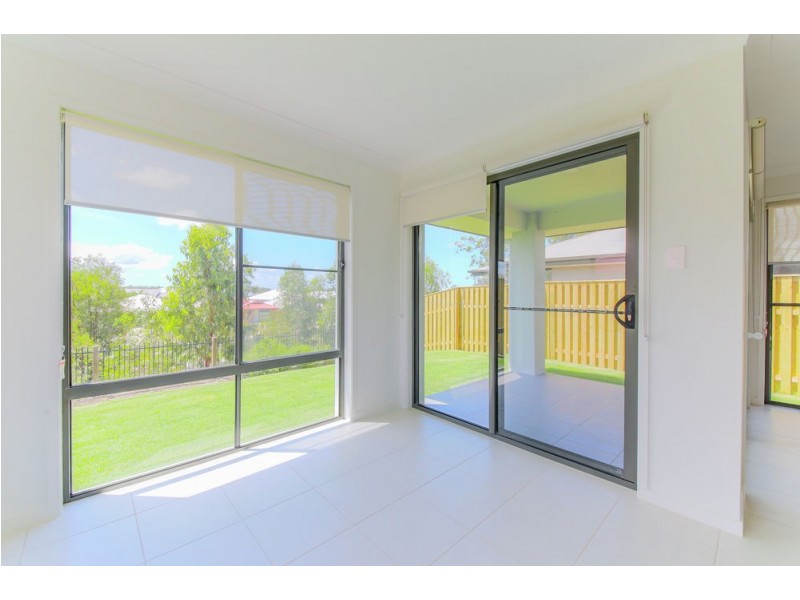 6 Palmerston Place, Coomera QLD 4209