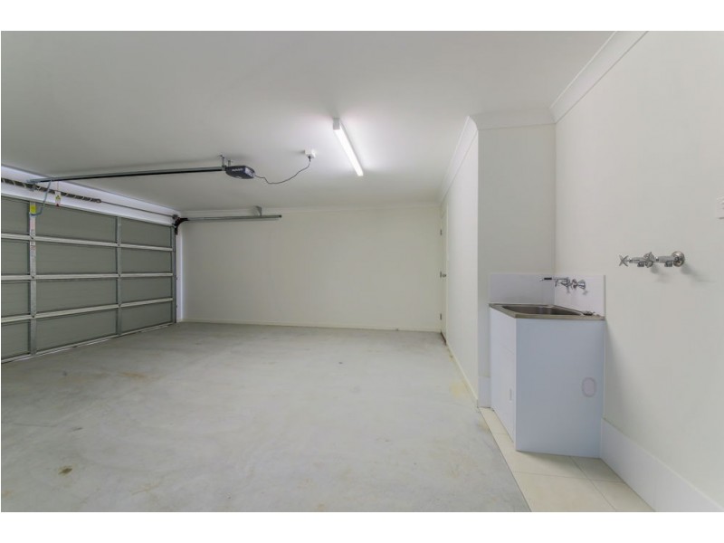 6 Palmerston Place, Coomera QLD 4209