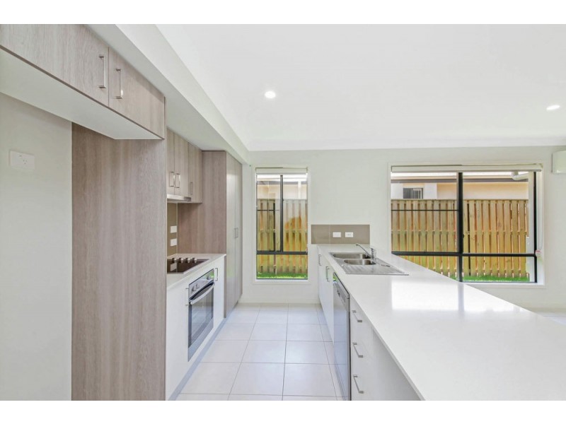 105 O’Reilly Drive, Coomera QLD 4209