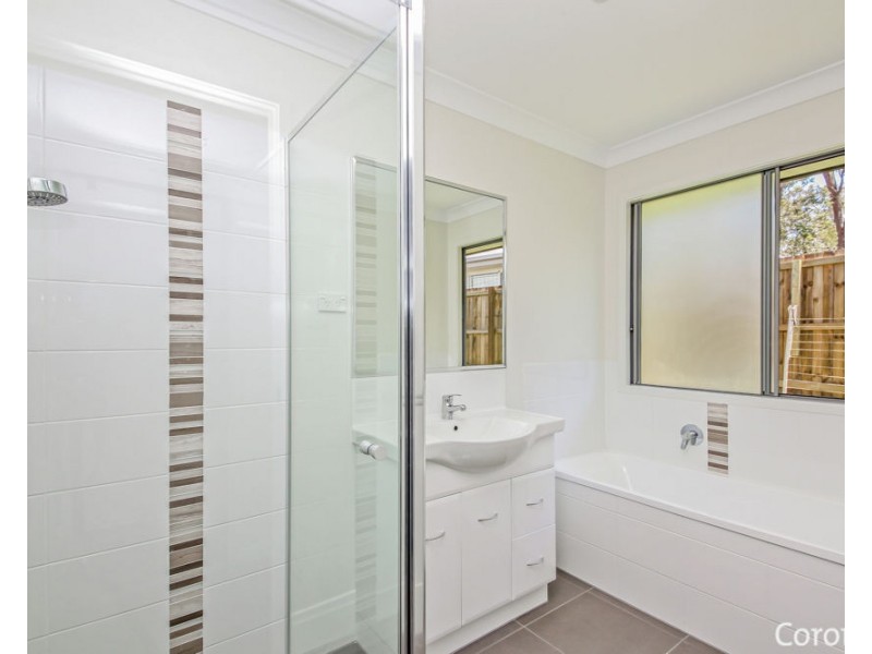 30 Harvard St, Pimpama QLD 4209