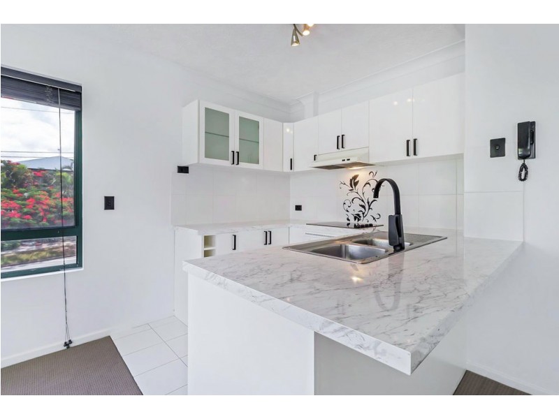 15/9 Tweed Street, Southport QLD 4215