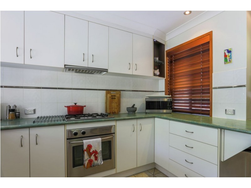 18 Petrel Place, Jacobs Well QLD 4208