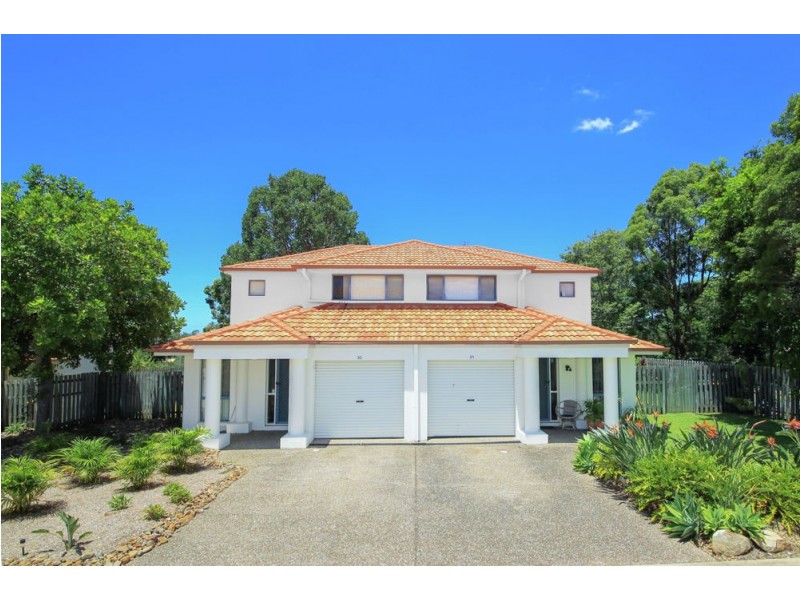30/2 Studio Drive, Pacific Pines QLD 4211