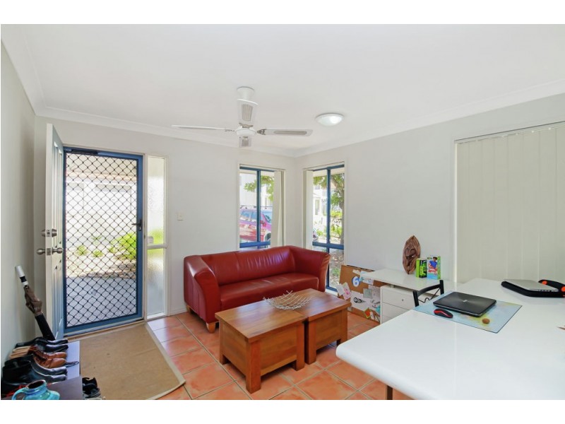 30/2 Studio Drive, Pacific Pines QLD 4211