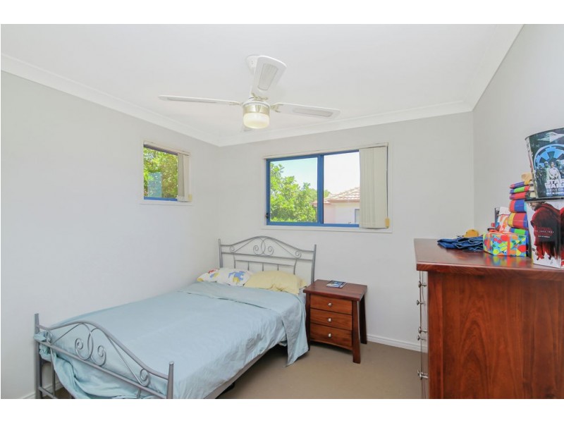 30/2 Studio Drive, Pacific Pines QLD 4211