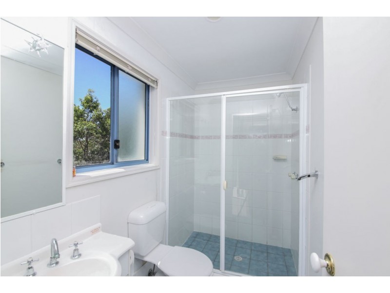 30/2 Studio Drive, Pacific Pines QLD 4211