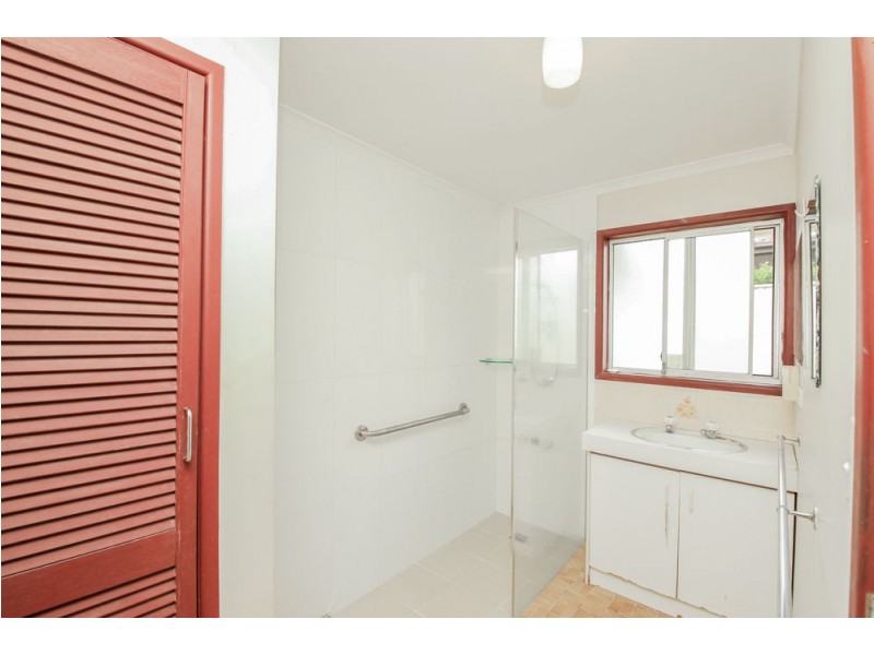 177 Whiting Street, Labrador QLD 4215