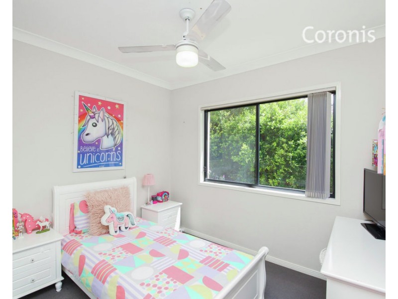 16 Ontario Ct, Oxenford QLD 4210