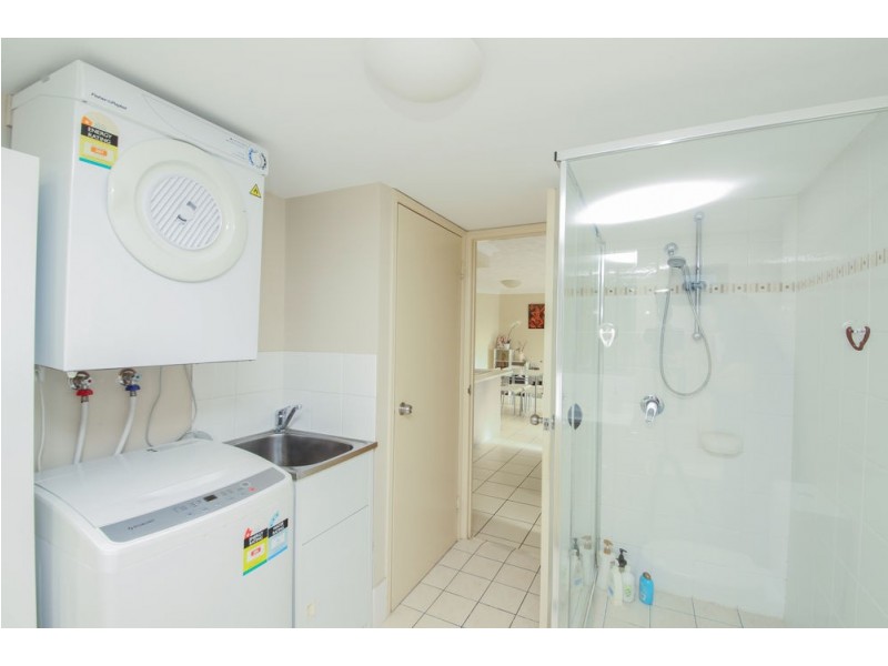 1/17 Lather Street, Southport QLD 4215