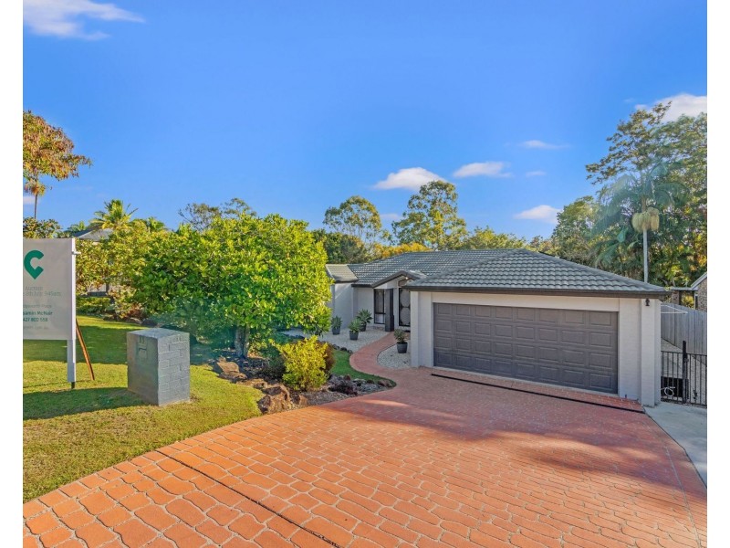 13 Edgeworth Place, Helensvale QLD 4212
