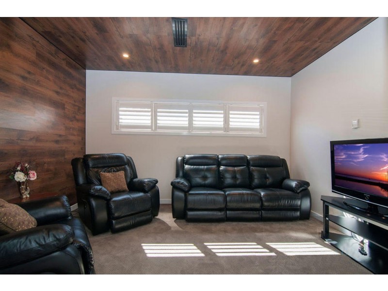 23 Melville Drive, Pimpama QLD 4209