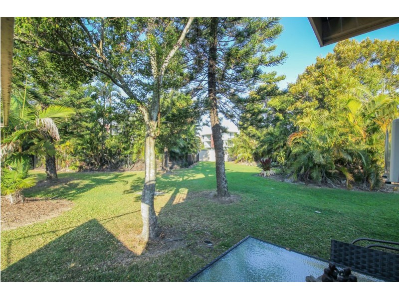 8/11 Waterford Court, Bundall QLD 4217