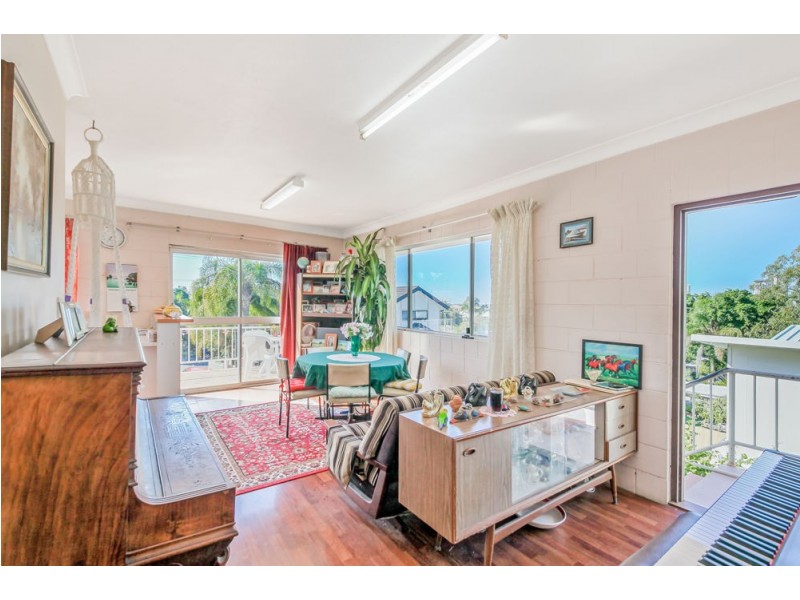 94 Johnston St, Southport QLD 4215