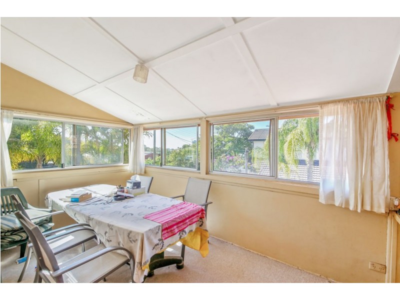 94 Johnston St, Southport QLD 4215