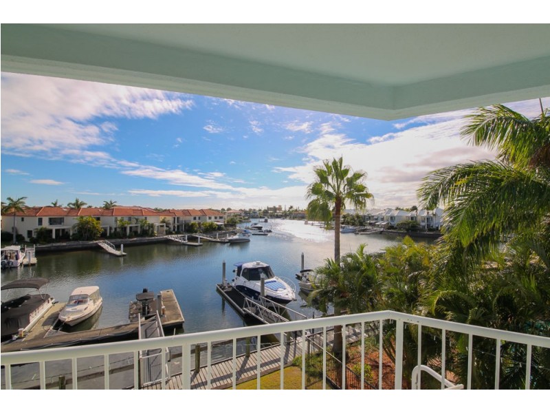 35/75-77 Morala Avenue, Runaway Bay QLD 4216