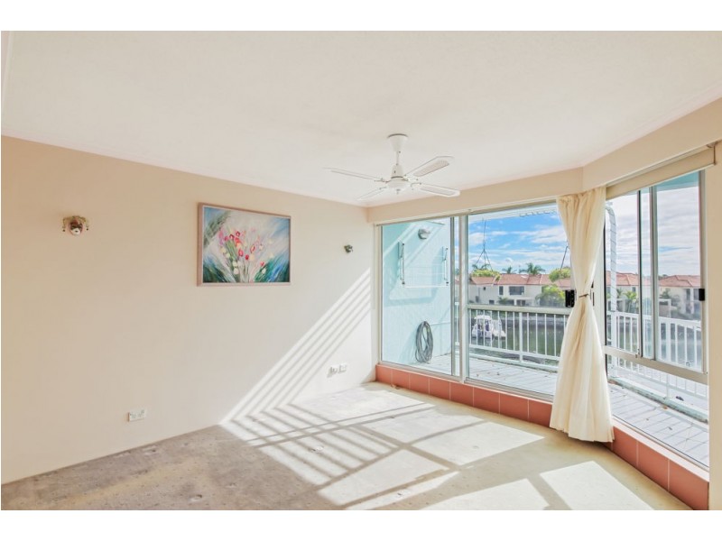 35/75-77 Morala Avenue, Runaway Bay QLD 4216