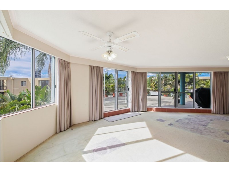 35/75-77 Morala Avenue, Runaway Bay QLD 4216