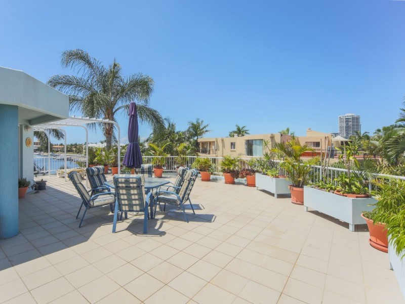 35/75-77 Morala Avenue, Runaway Bay QLD 4216