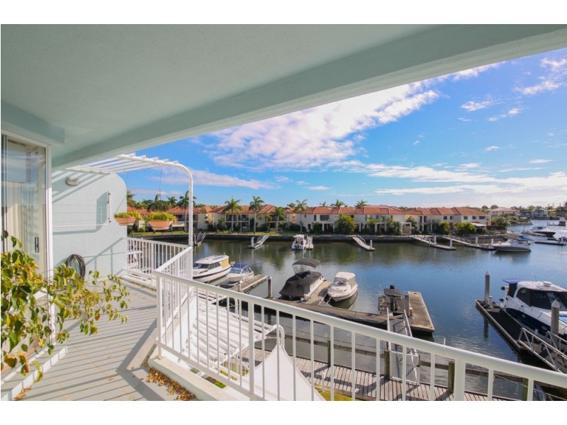 35/75-77 Morala Avenue, Runaway Bay QLD 4216