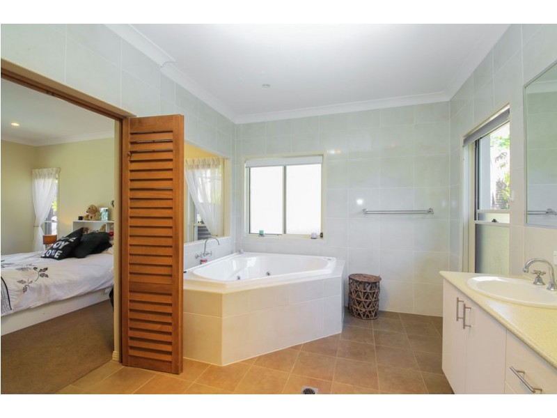 6 Picnic Creek Drive, Coomera QLD 4209