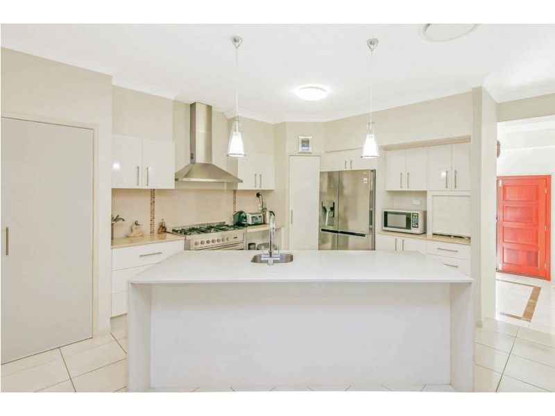 6 Picnic Creek Drive, Coomera QLD 4209