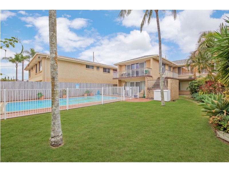 4/37 Burra Street, Chevron Island QLD 4217