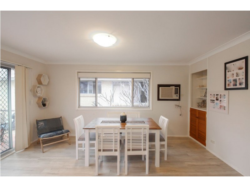 4/37 Burra Street, Chevron Island QLD 4217