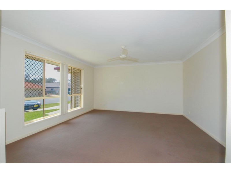 27 Bedivere Drive, Ormeau QLD 4208