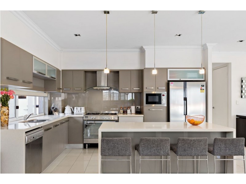 7 Trillers Avenue, Coomera QLD 4209