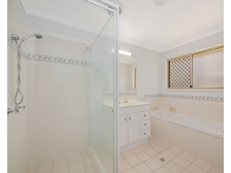 39 Morfantaine Terrace, Parkwood QLD 4214