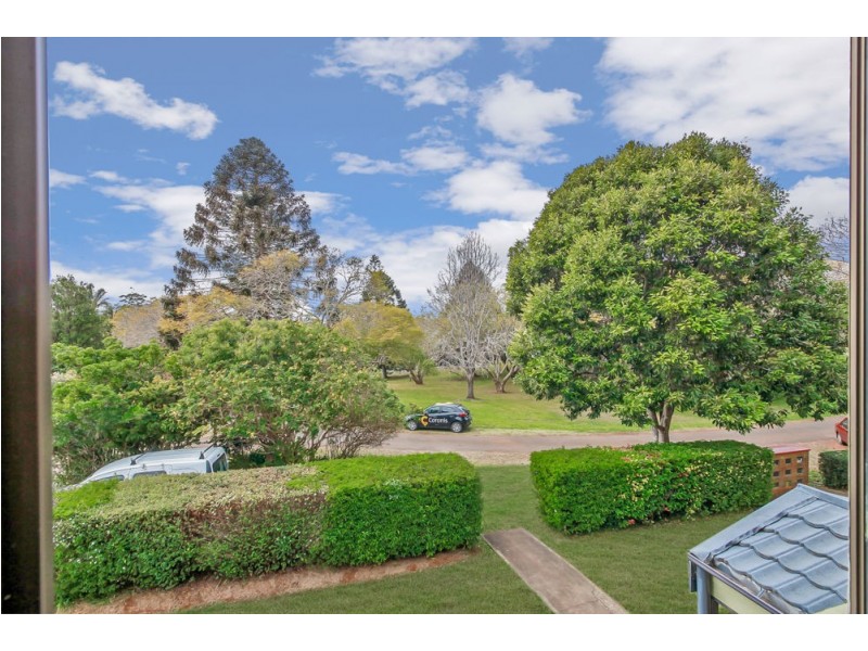 6/16-18 Golfers Crescent, Tamborine Mountain QLD 4272