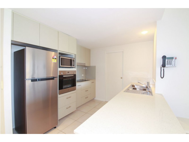3201/2 Activa  Way, Hope Island QLD 4212