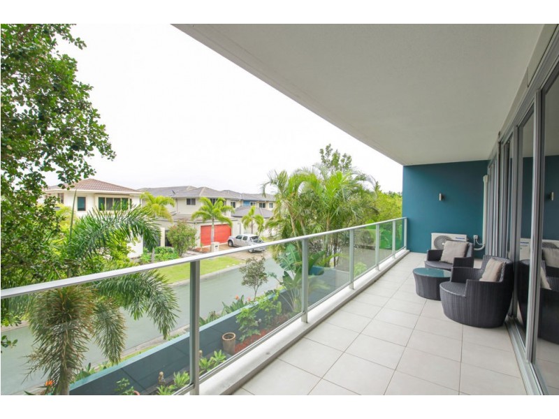 3201/2 Activa  Way, Hope Island QLD 4212