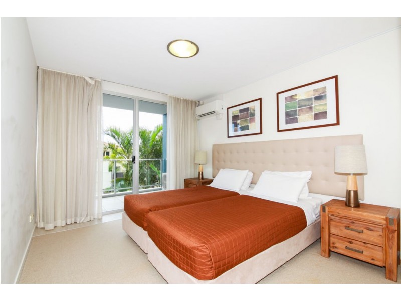 3201/2 Activa  Way, Hope Island QLD 4212