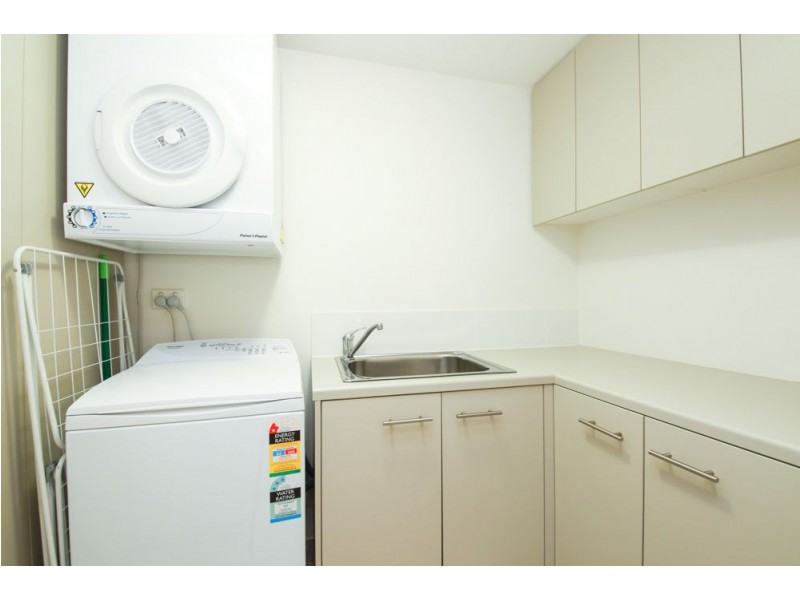 3201/2 Activa  Way, Hope Island QLD 4212
