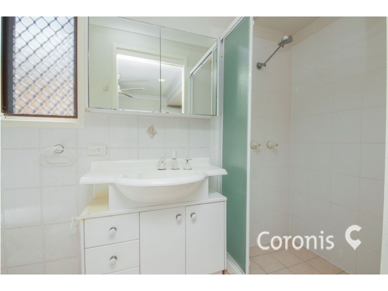 20 Plateau Crescent, Carrara QLD 4211