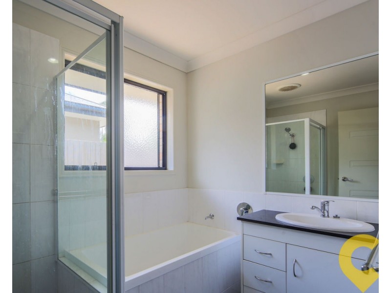 11 Christopher Street, Pimpama QLD 4209