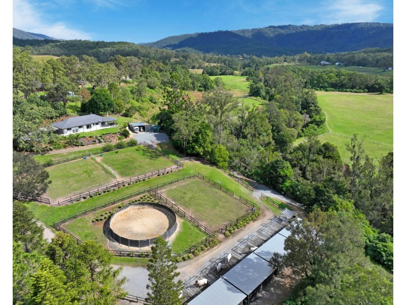 33 Darwalla Road, Mount Nathan QLD 4211