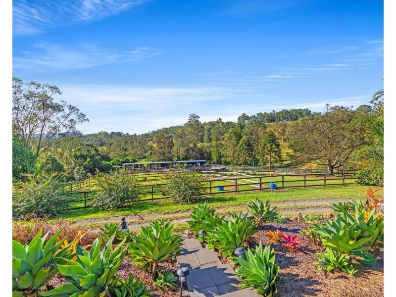 33 Darwalla Road, Mount Nathan QLD 4211
