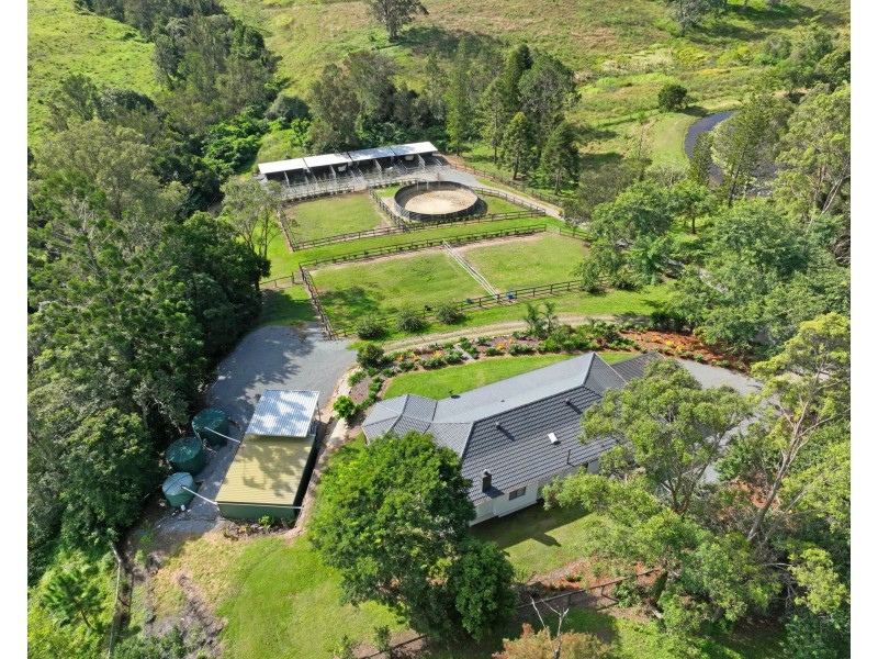 33 Darwalla Road, Mount Nathan QLD 4211