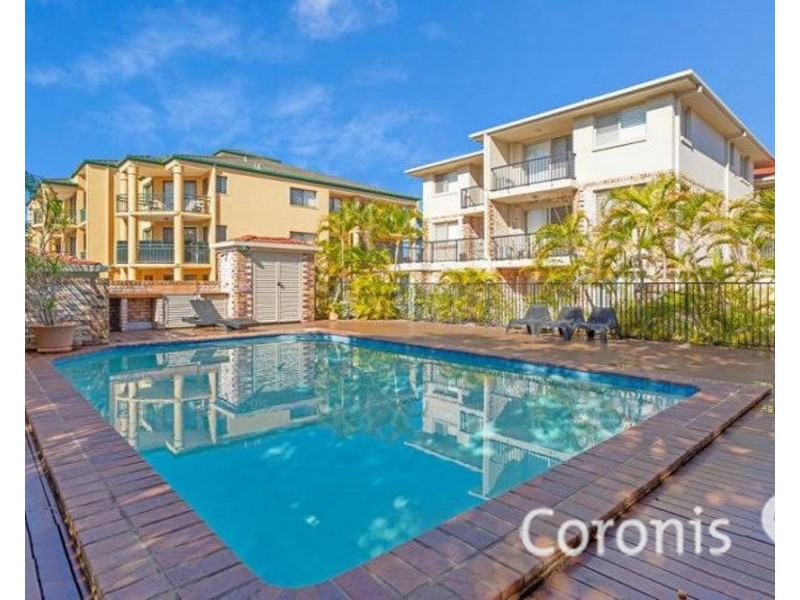 1/14 Spendelove Avenue, Southport QLD 4215