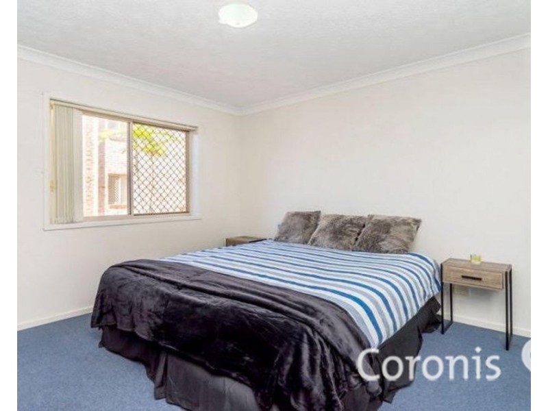 1/14 Spendelove Avenue, Southport QLD 4215