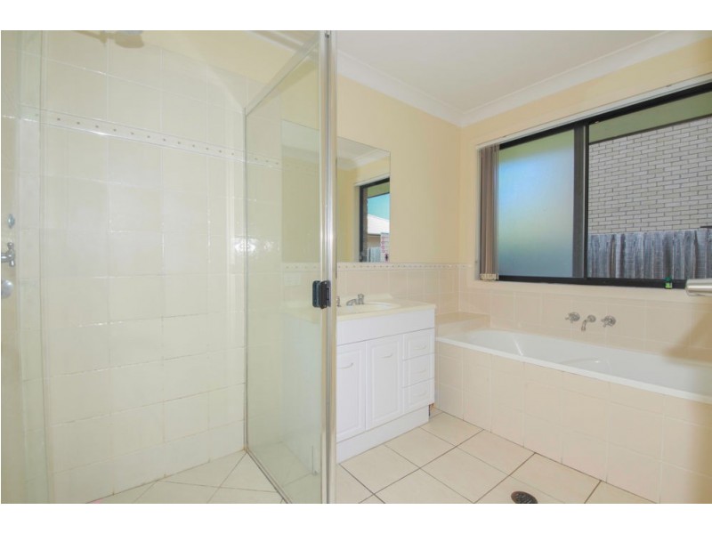 17 Glentree Avenue, Upper Coomera QLD 4209