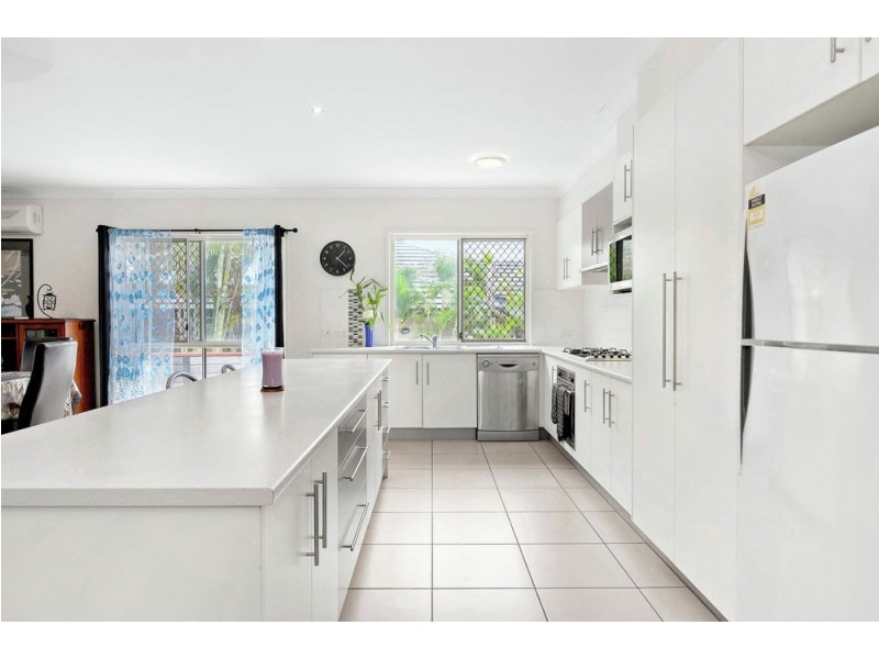99 Ormeau Ridge Road, Ormeau Hills QLD 4208