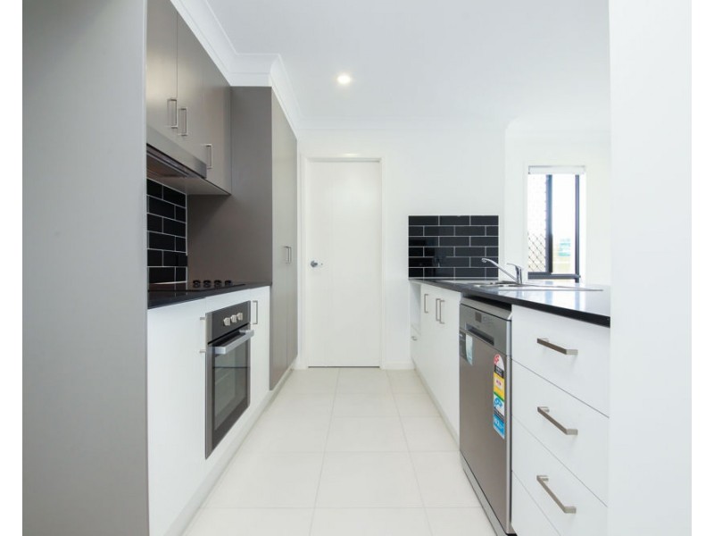 10 Lavinia Way, Coomera QLD 4209