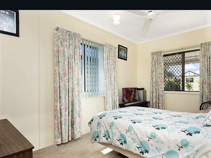 37 Keenan Street, Margate QLD 4019