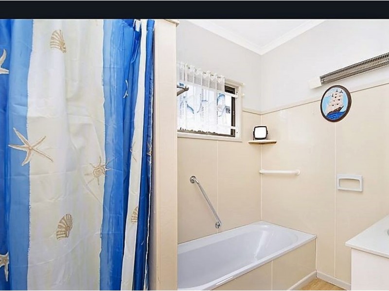 37 Keenan Street, Margate QLD 4019