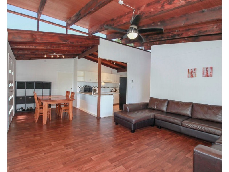 26 Hepworth Street, Arundel QLD 4214