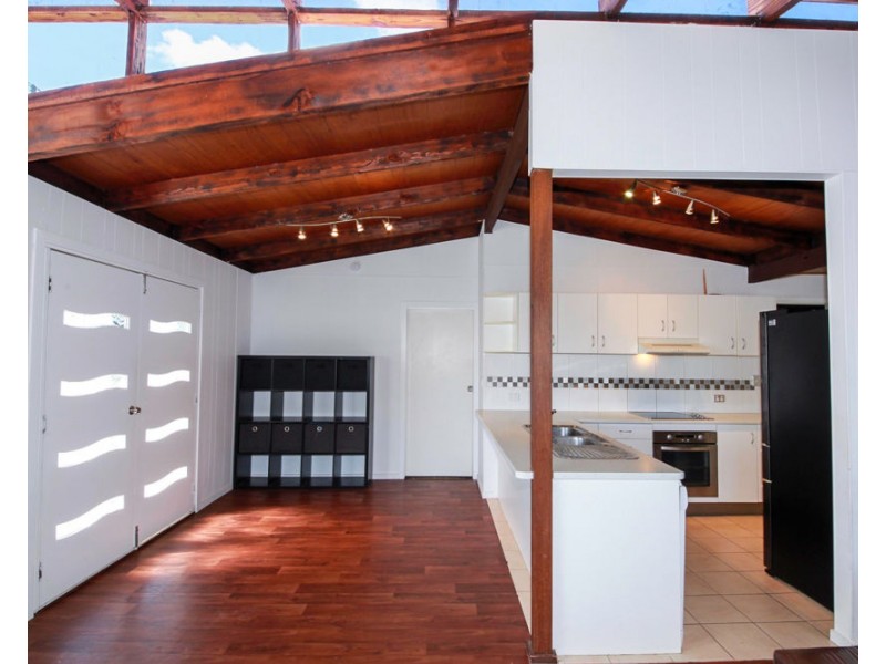 26 Hepworth Street, Arundel QLD 4214